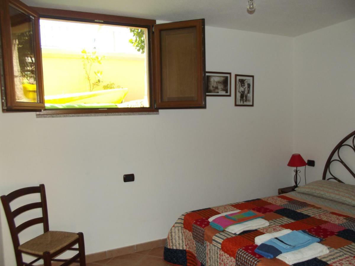Casa Elena Apartment Cala Gonone Exterior photo