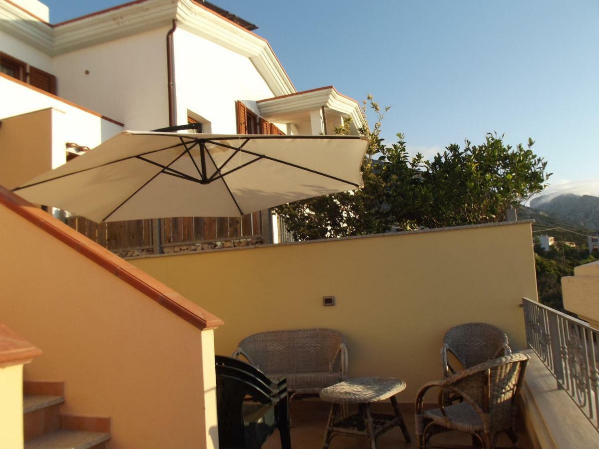Casa Elena Apartment Cala Gonone Exterior photo